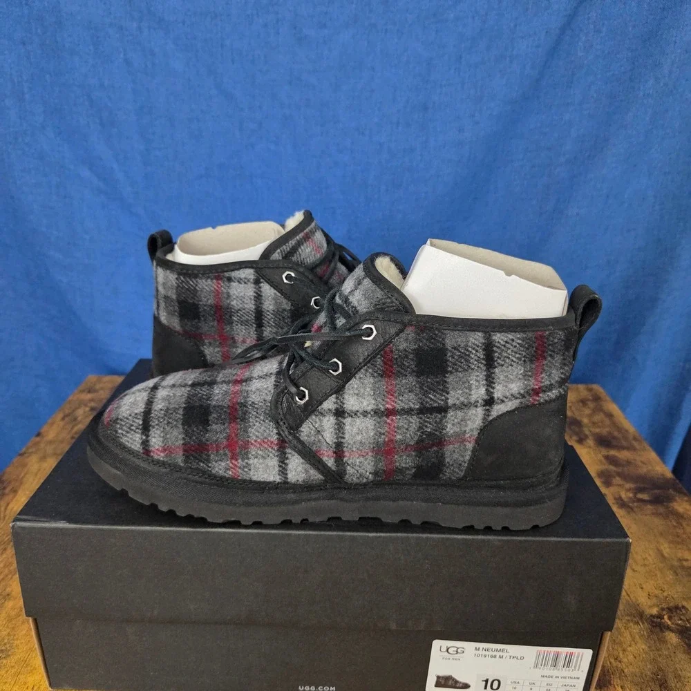 UGG Neumel Plaid Grey Red Tartan Wool Mens Chukka Boots 1019168 M/TPLD Size 10